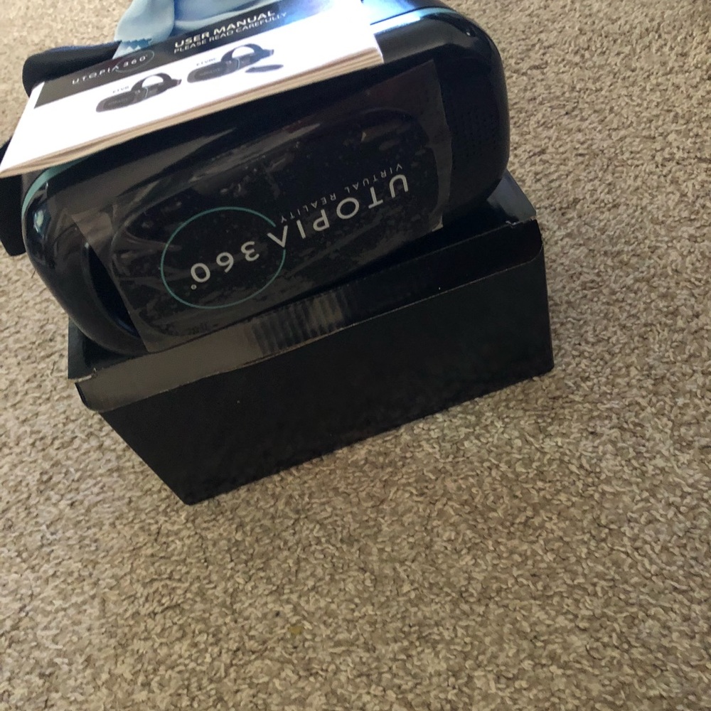 VR headsets for sale brand new never used
